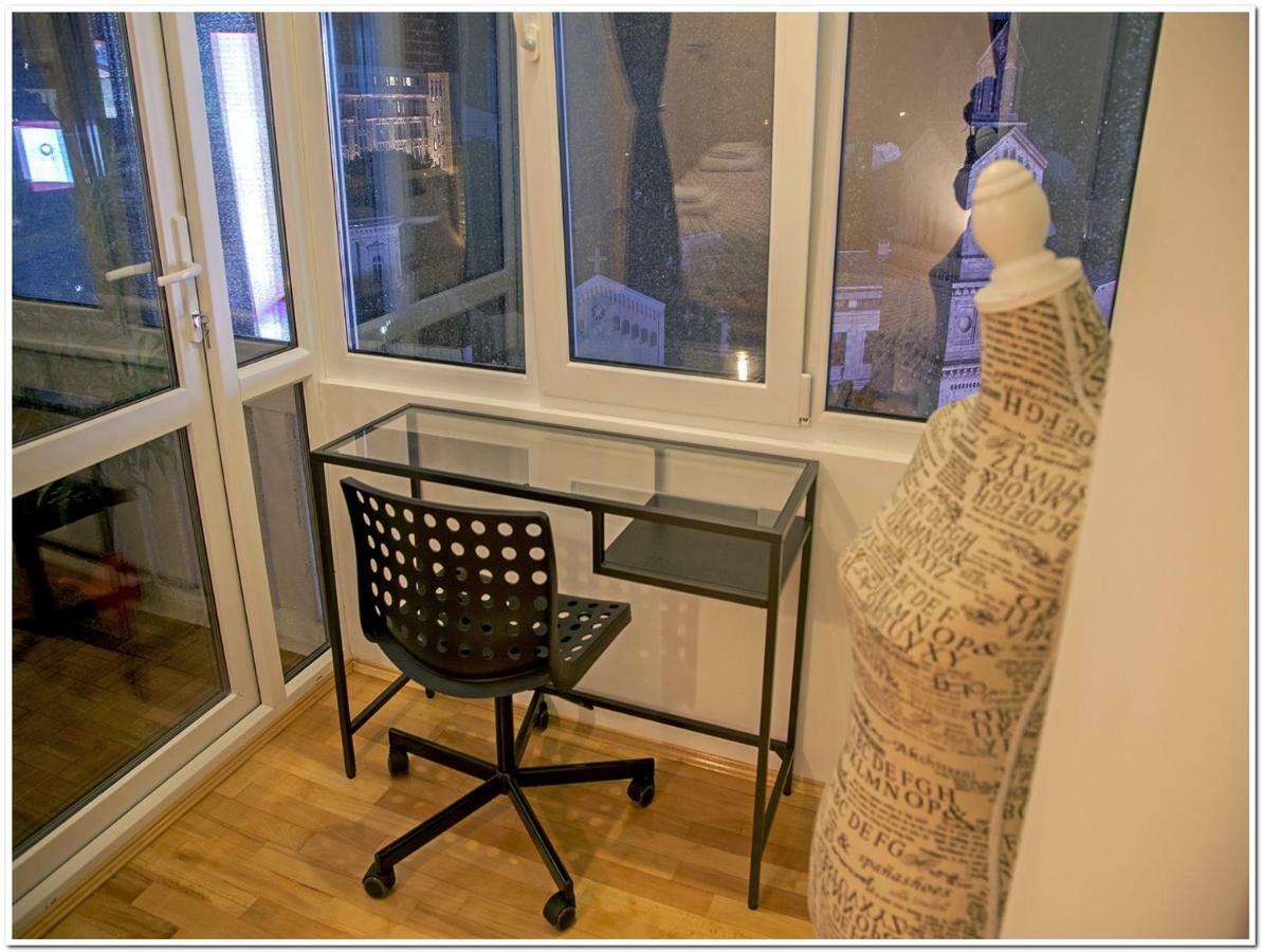 Skyview Old Town Apartment Bukarest Kültér fotó