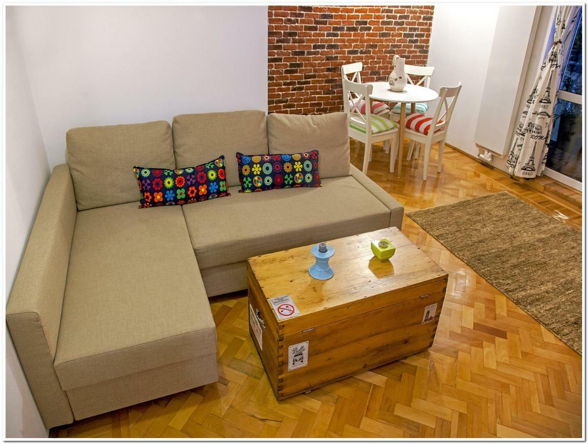 Skyview Old Town Apartment Bukarest Kültér fotó